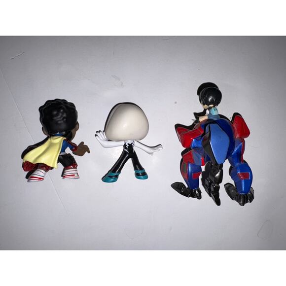 Spider-Man miles Morales across the spider verse Funko pop figures - Picture 2 of 2